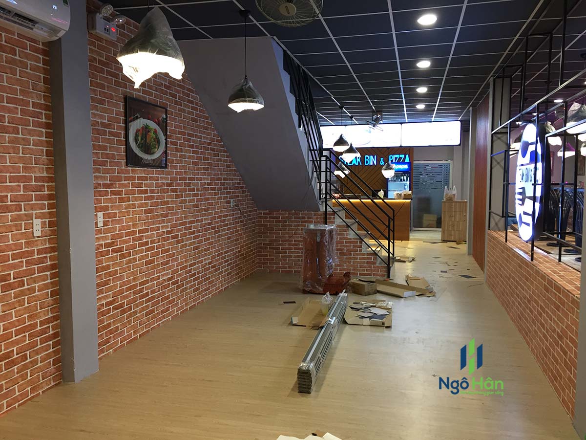 Giấy dán tường giả gạch cho quán ăn