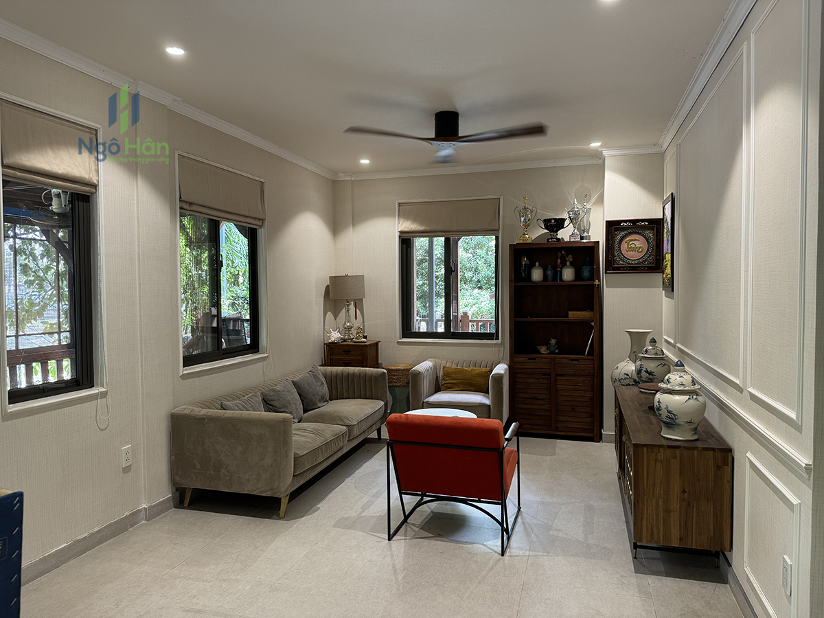 Giấy dán tường đơn giản cho phòng khách