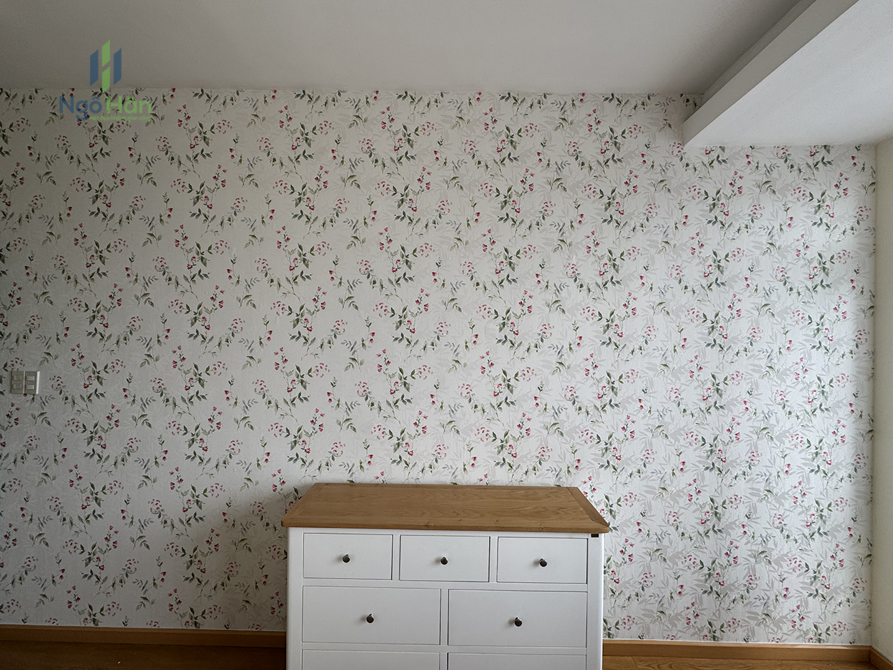 Giấy dán tường phòng ngủ đẹp
